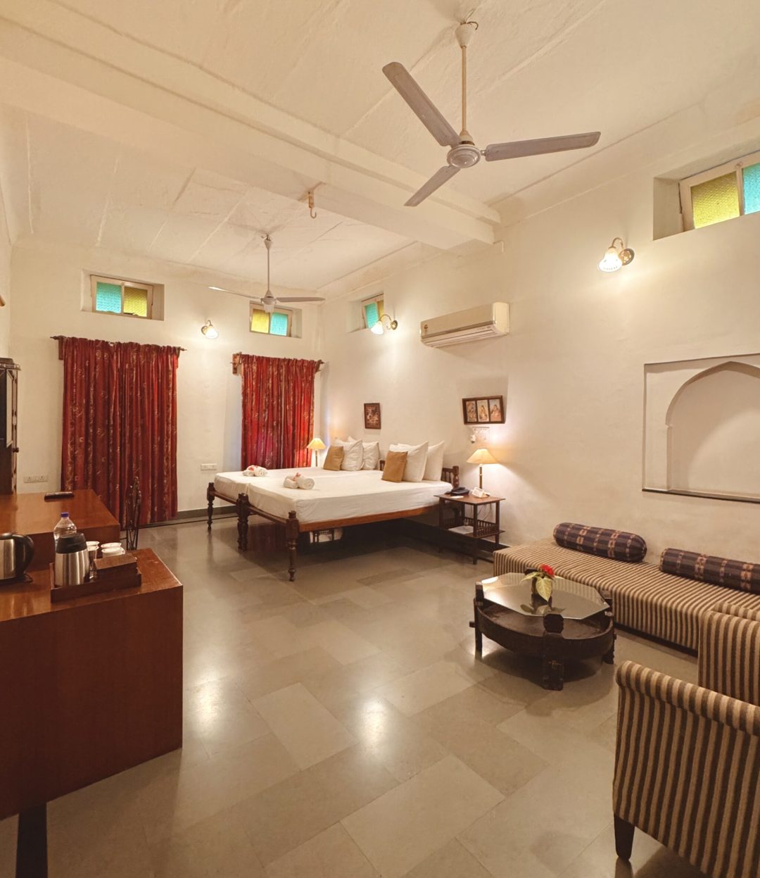 Room at Sukhdham Kothi